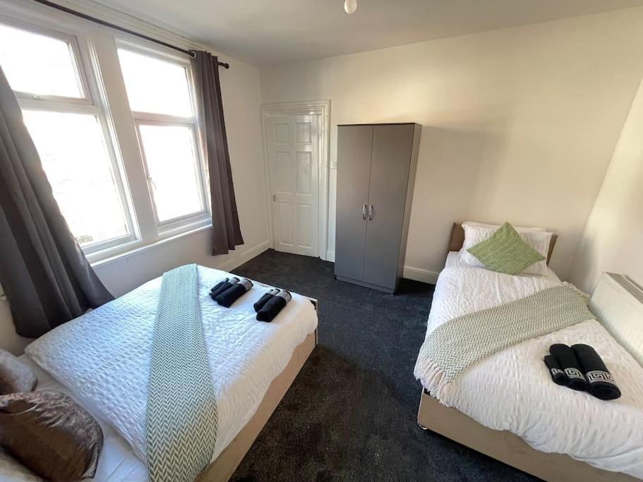 30 Percent Off Weekly Stays - 6 Bedroom House - 11 Beds Blackpool Eksteriør bilde