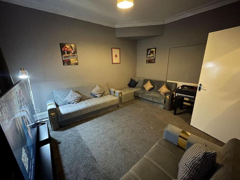 30 Percent Off Weekly Stays - 6 Bedroom House - 11 Beds Blackpool Eksteriør bilde