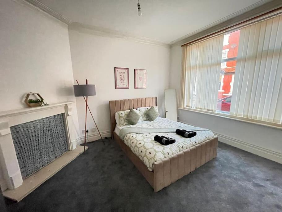 30 Percent Off Weekly Stays - 6 Bedroom House - 11 Beds Blackpool Eksteriør bilde