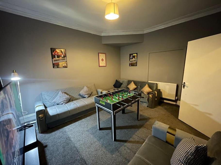 30 Percent Off Weekly Stays - 6 Bedroom House - 11 Beds Blackpool Eksteriør bilde