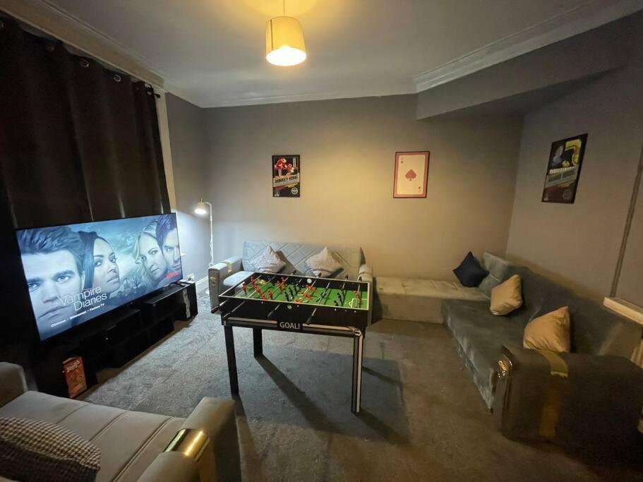 30 Percent Off Weekly Stays - 6 Bedroom House - 11 Beds Blackpool Eksteriør bilde